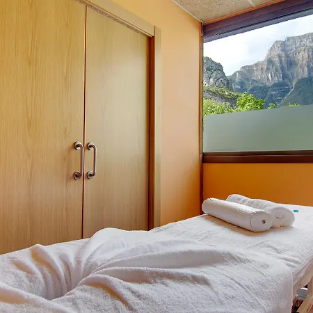 Silken Ordesa 4*