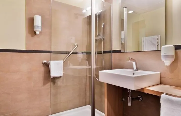 Silken Ordesa Отель