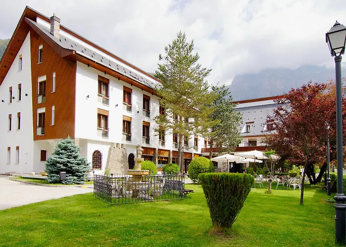 Silken Ordesa 4* Торла