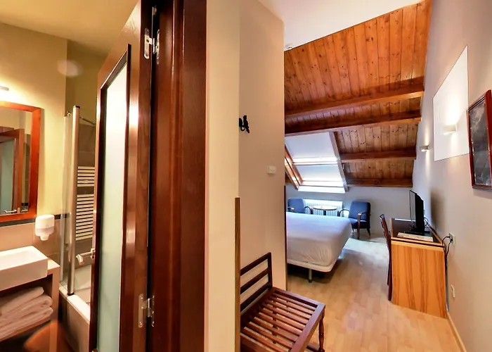 Szálloda Silken Ordesa 4*